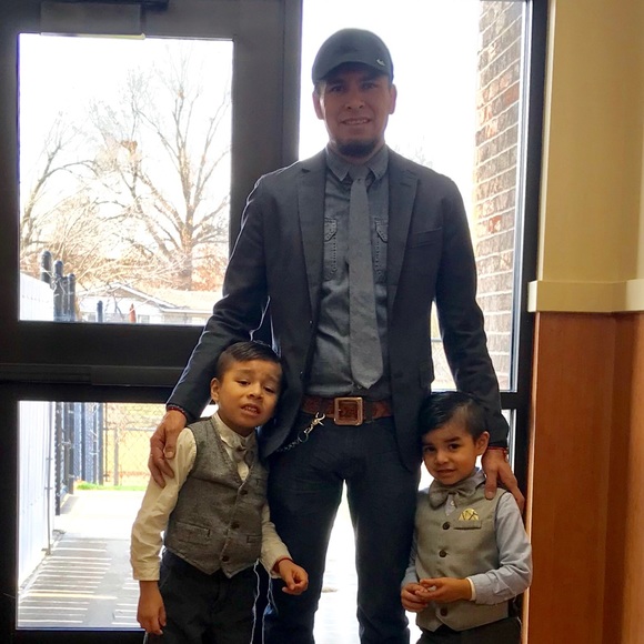 Meet your Posher, Miguel - Picture 3 of 6